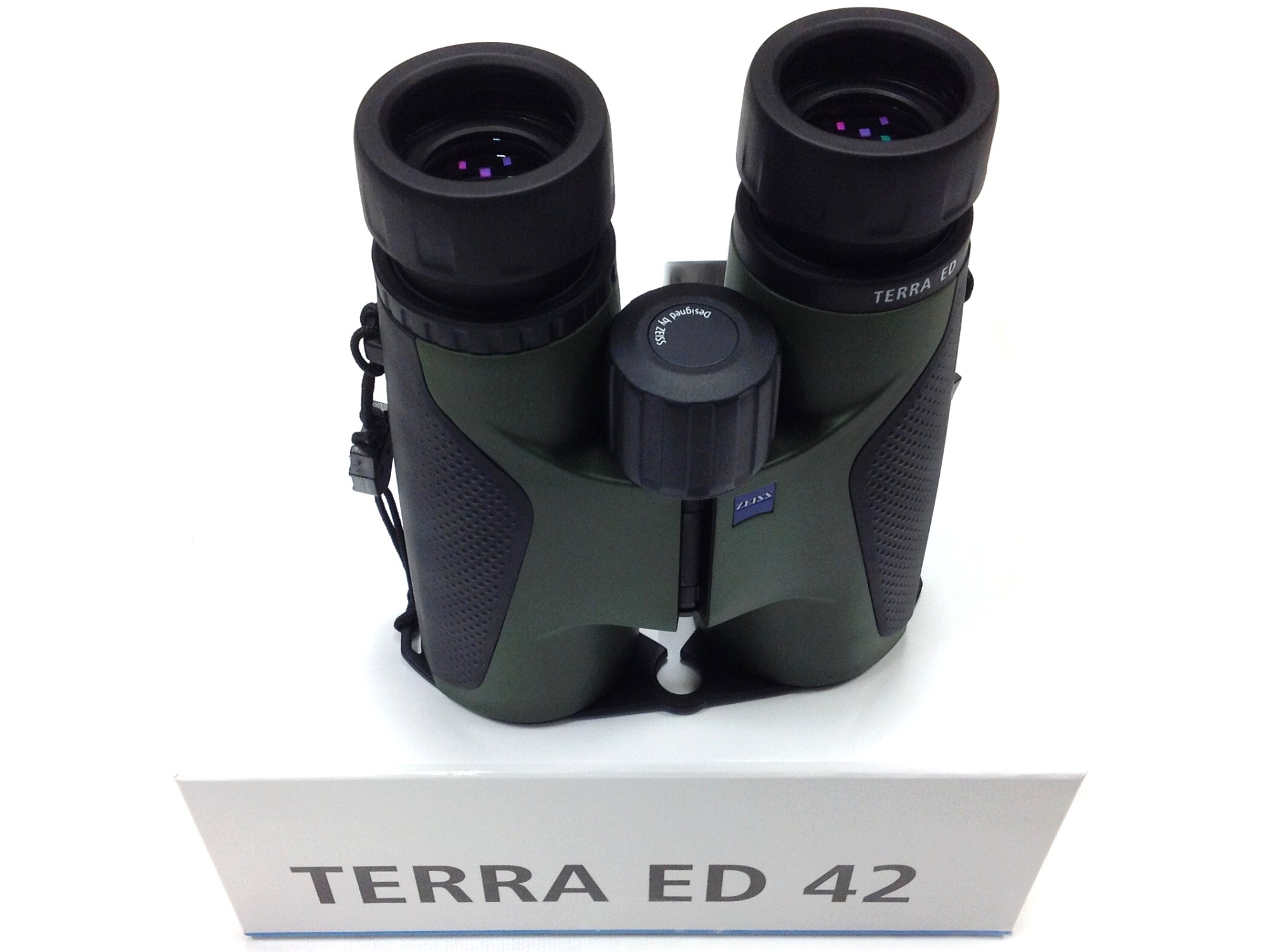 Zeiss Terra ED 8x42 Binoculars